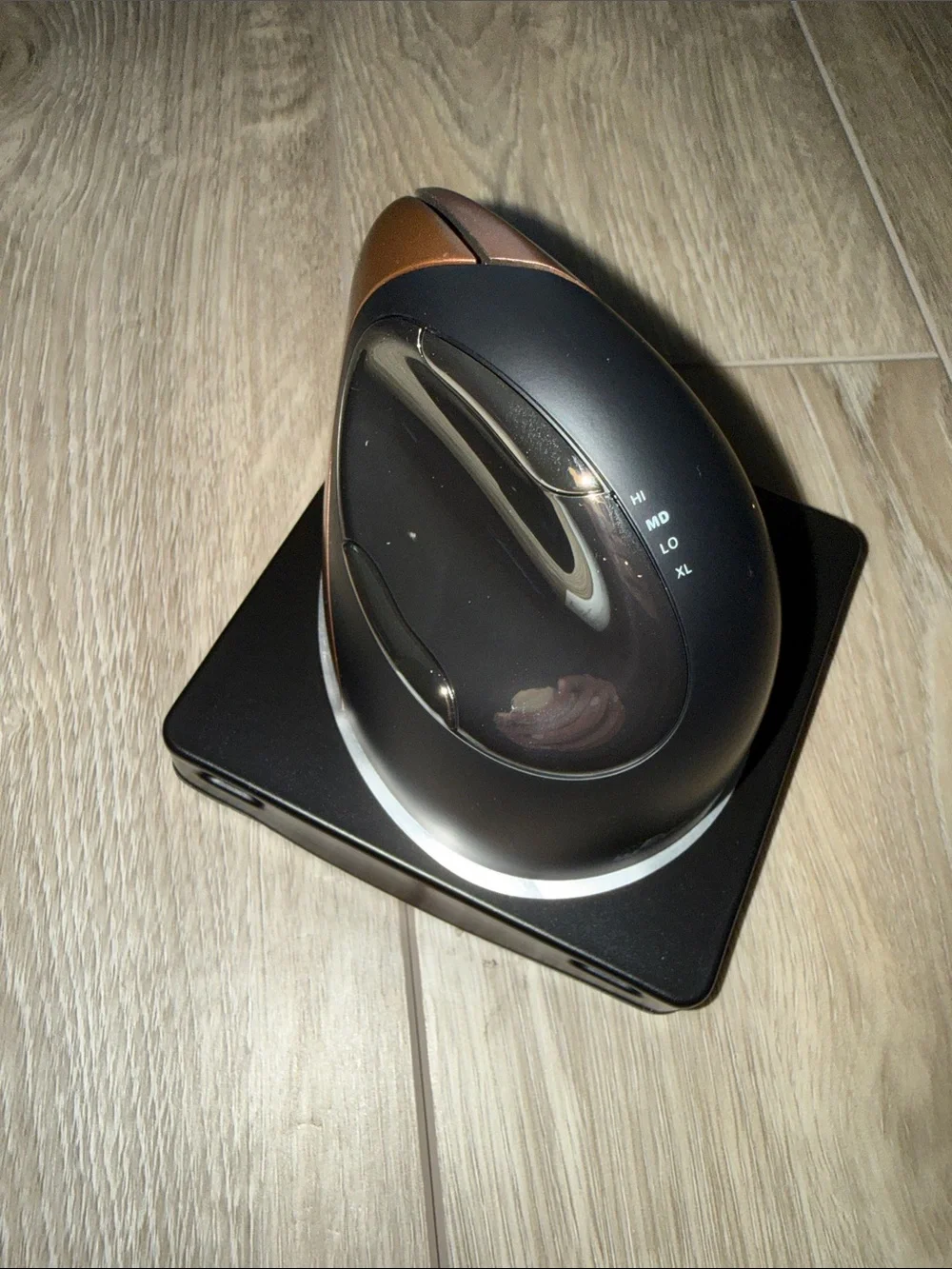 NWT Evoluent Vertical Wireless Mouse